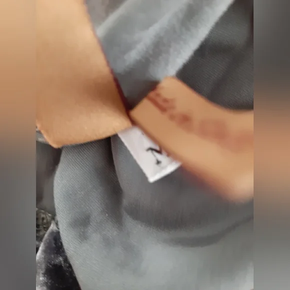 Velvet top - Picture 2 of 7